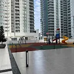 Hstayrazakcity