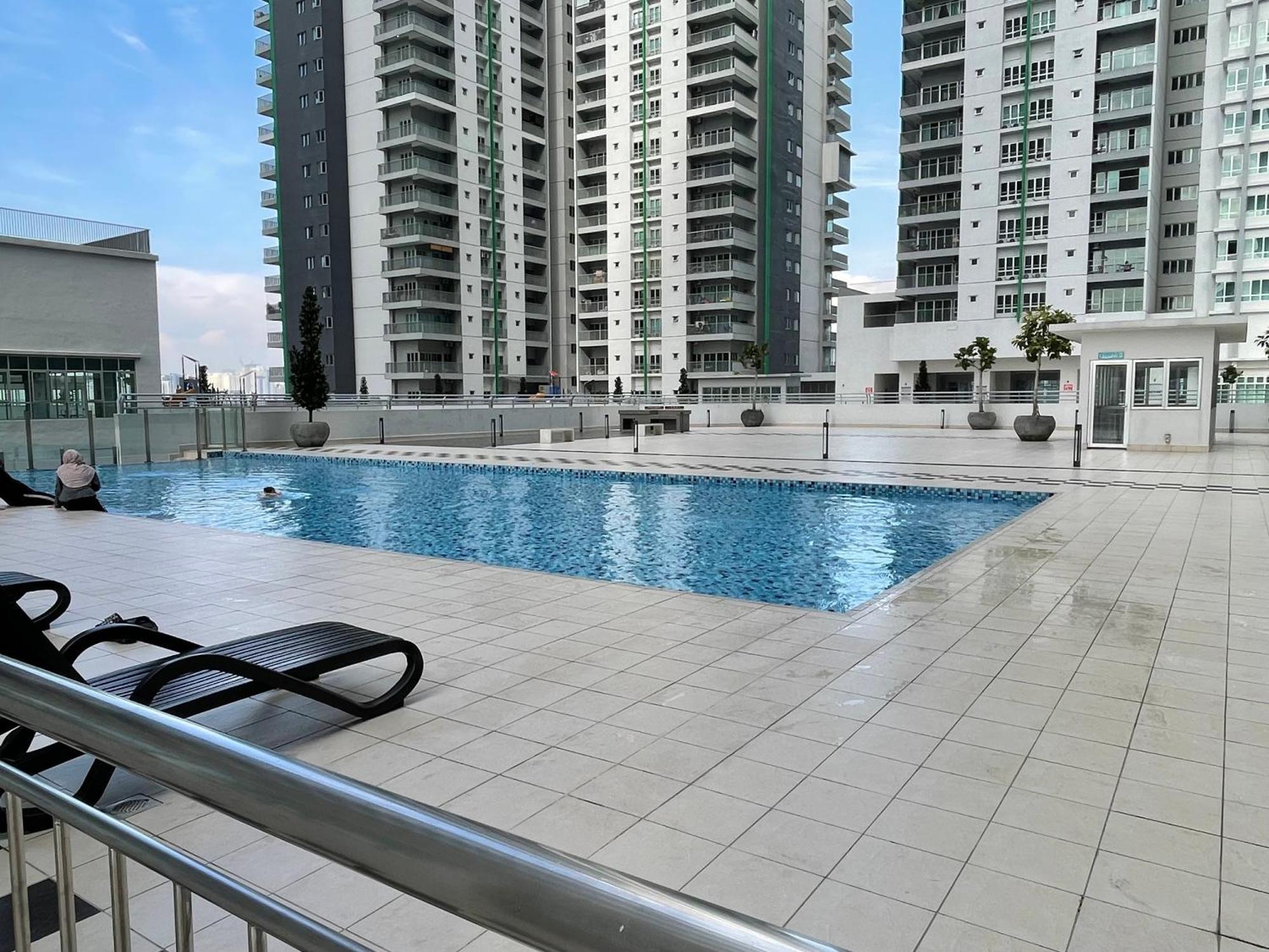 Pangsapuri Hstayrazakcity *