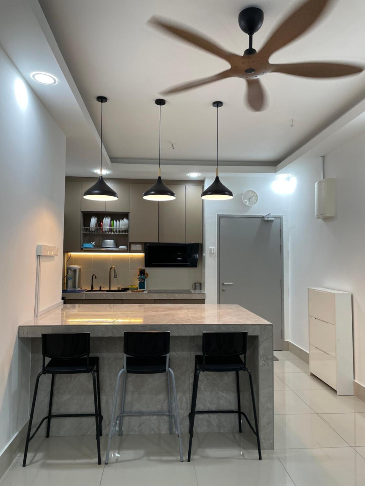 Hstayrazakcity Apartment *